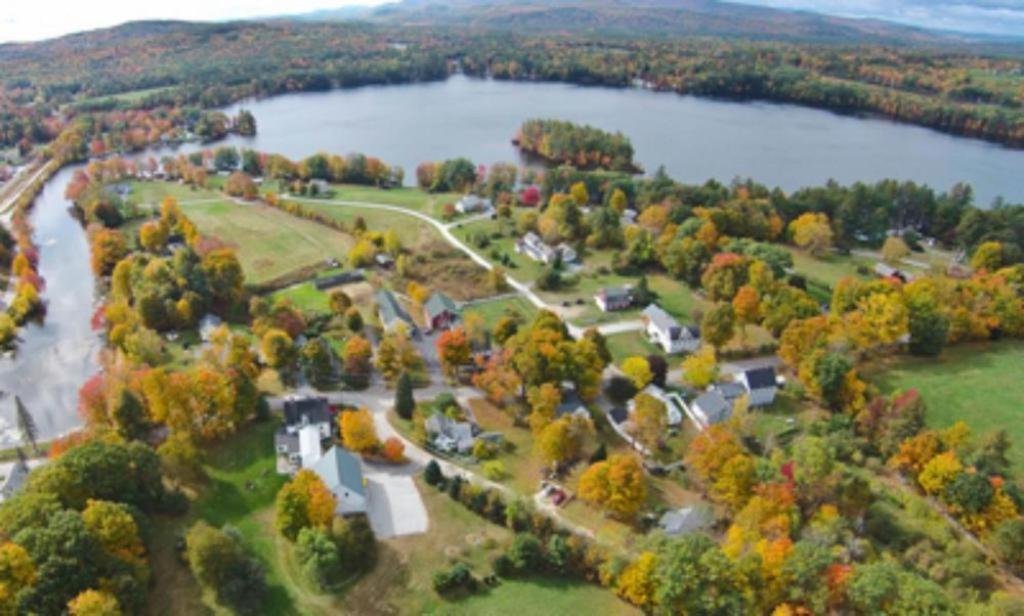 Highland Lake Inn Andover Екстер'єр фото