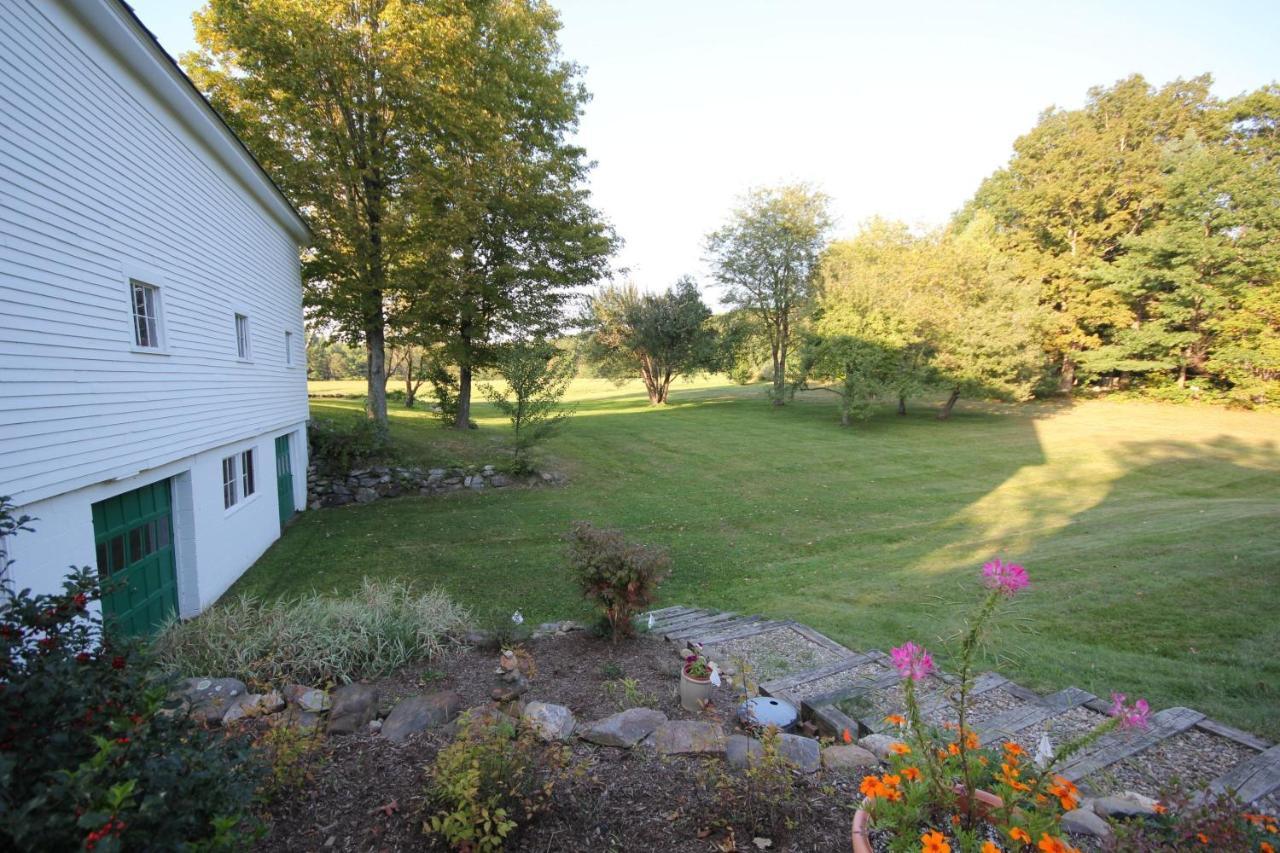 Highland Lake Inn Andover Екстер'єр фото