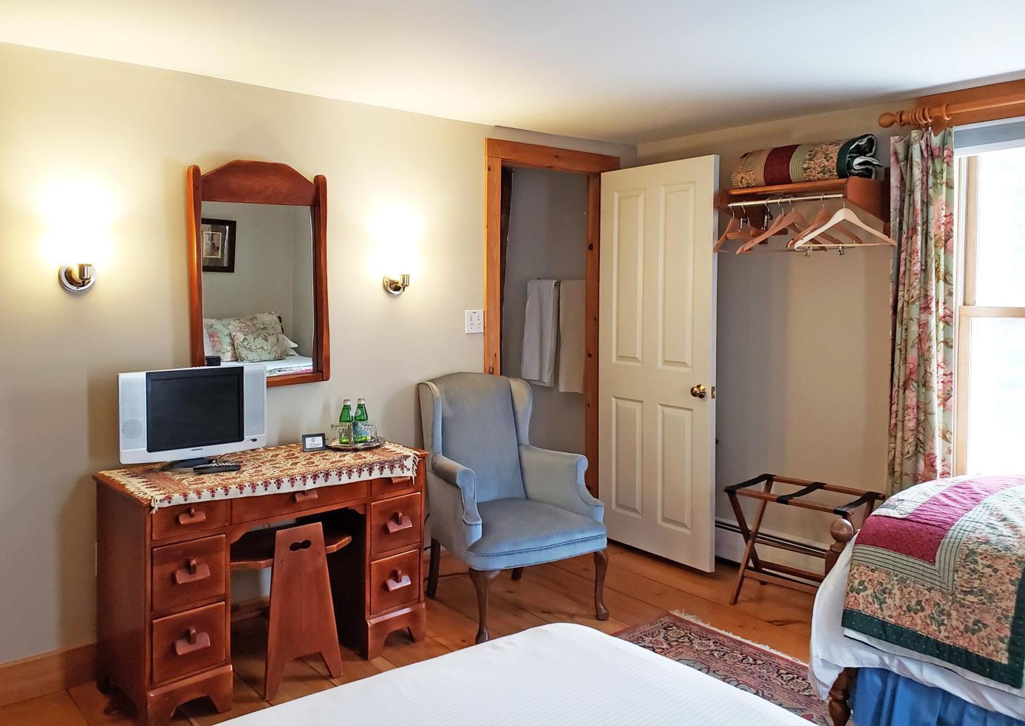 Highland Lake Inn Andover Номер фото