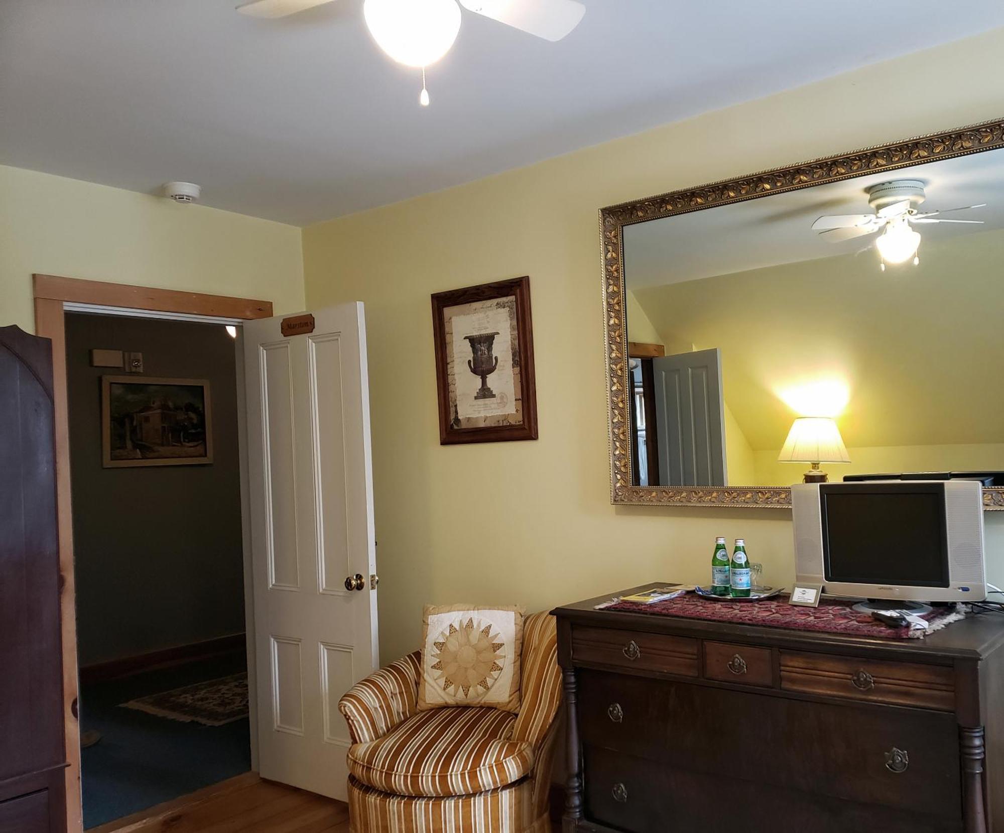 Highland Lake Inn Andover Номер фото